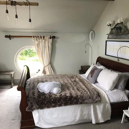 The Jockey Room Hideaway Spurstow Eksteriør billede